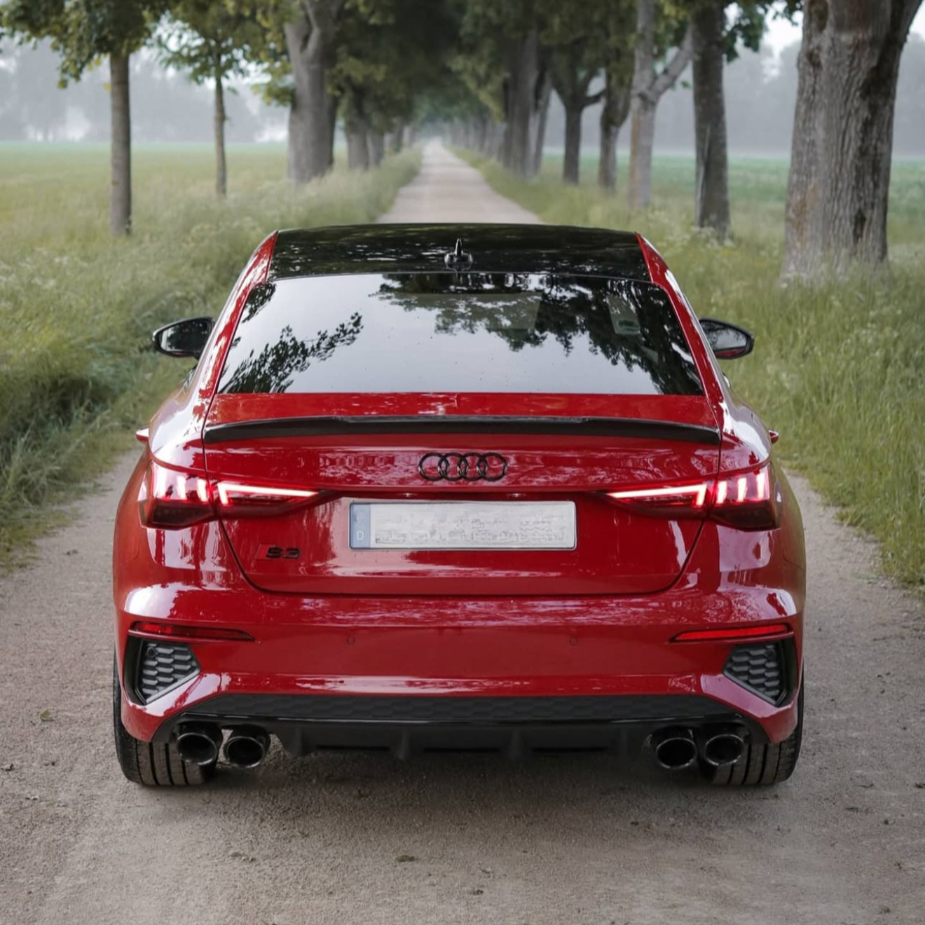S3 - 8YS: Gloss Black M4 Style Rear Spoiler 21+
