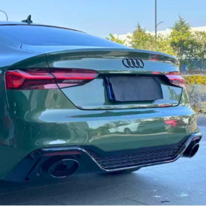 A5/S5 - B9.5 Facelift: Gloss Black RS5 Style Diffuser with Black Exhaust Tips 20-23