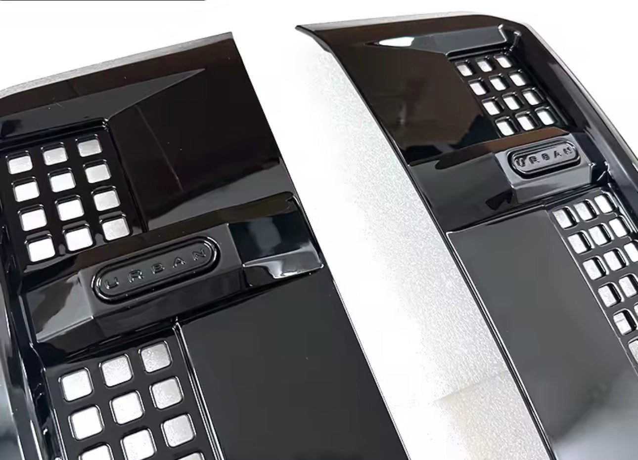 Land Rover Defender Side Vents Urban style
