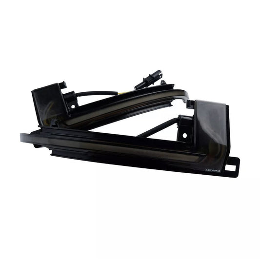 Q3 - Type 8U: Dynamic Mirror Indicator Lights 12-18