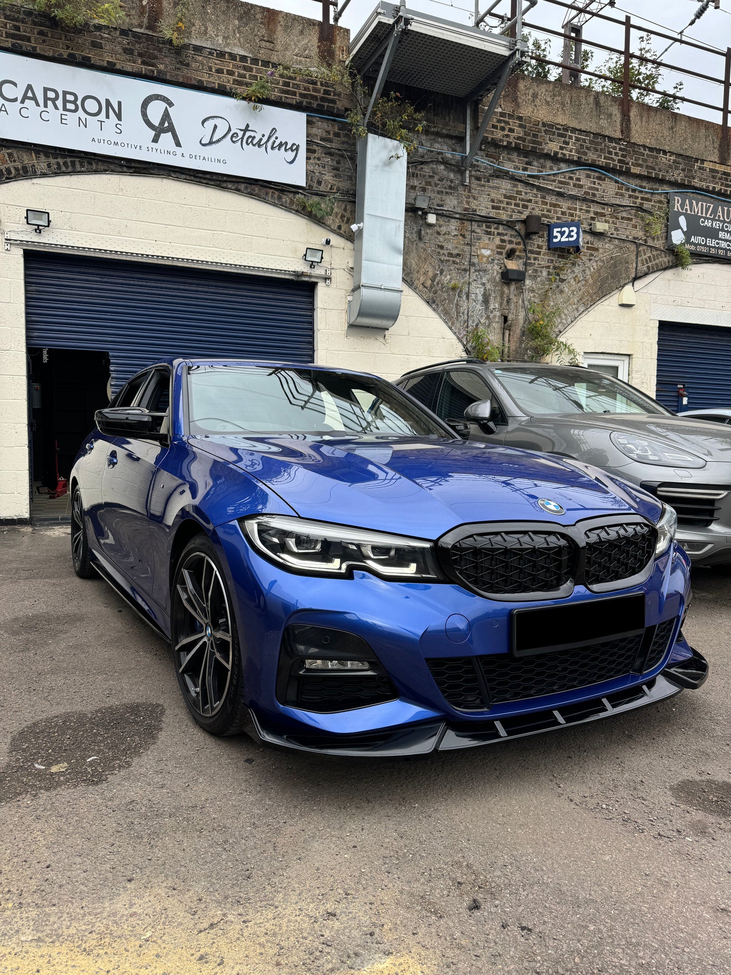 3 Series - G20: Gloss Black Side Skirt MP Style 19+
