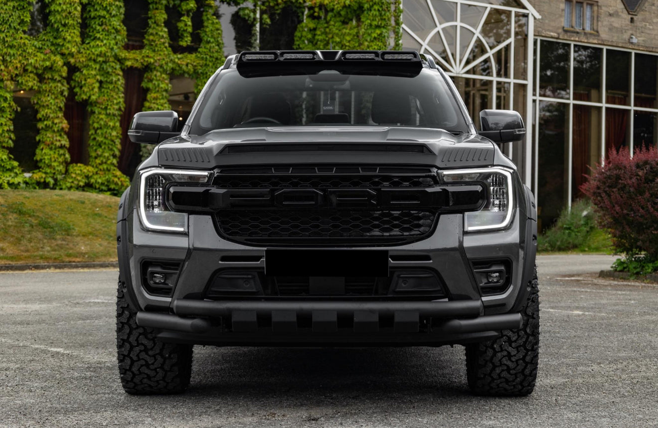 Ranger - T9 Facelift: Black Nudge Bar V1 23+
