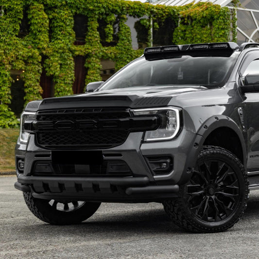 Ranger - T9 Facelift: Black Nudge Bar V1 23+